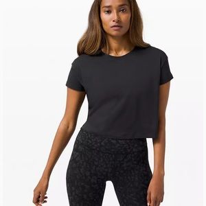 Lululemon Cates Tee black size 2